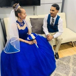 Meet your Posher, Janel